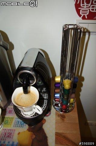 結合" 品質、口感、香味"的懶人咖啡機, Nespresso C100