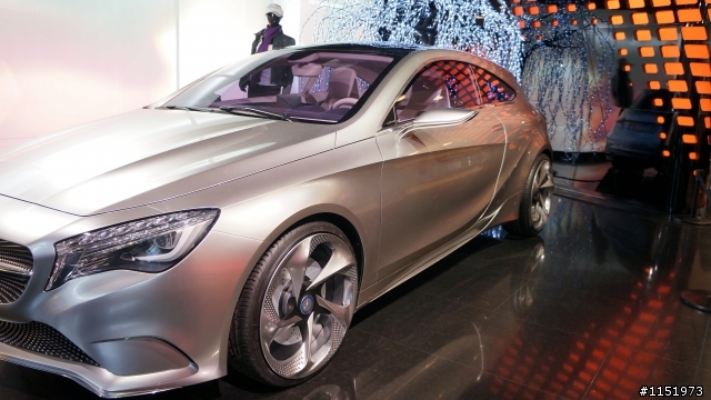 我在法國與A-Class相遇，買：B-Class？既使他才147萬！(2012/2/18 下午更新)