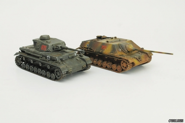 [分享] 一次做兩台:1/72 King Tiger & Jagdpanzer