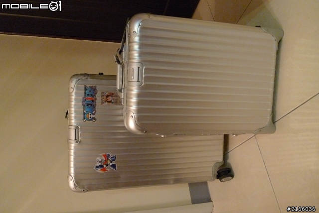 Rimowa 944.52 與 LV M40587 不專業開箱