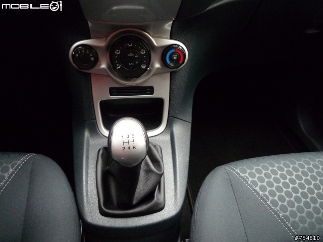 fiesta 1.6 開箱