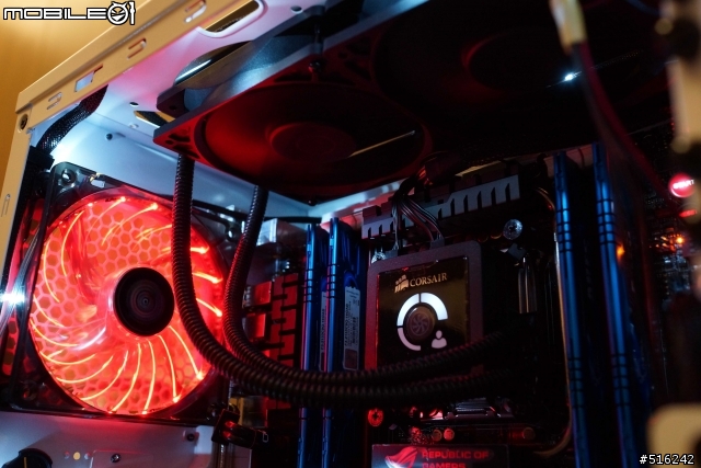 [不專業開箱] 小幻影+GTX680+Rampage IV+i7