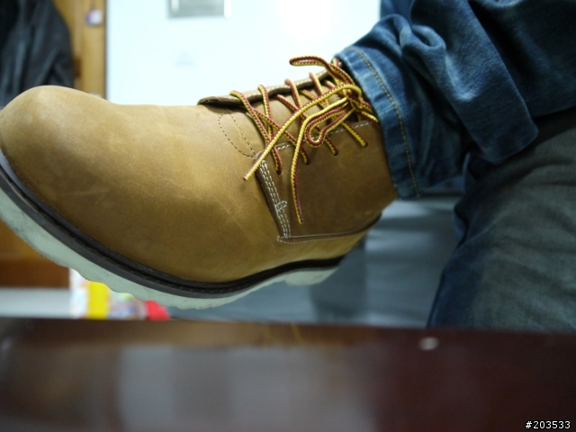 [開箱]__每個男人心中可能會有的一雙timberland __(新增搭配牛仔褲實穿照)