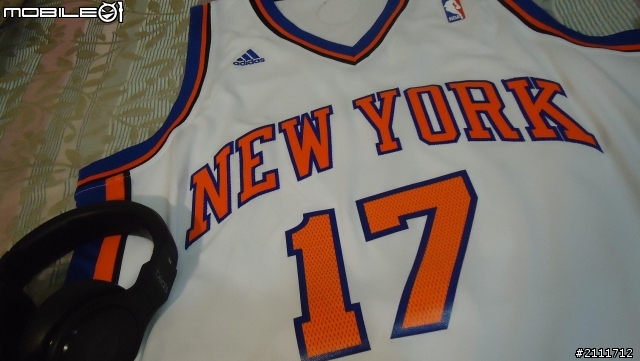 分享開箱：尼克隊 林書豪 Jeremy Lin #17 球衣 Swingman(球迷版)