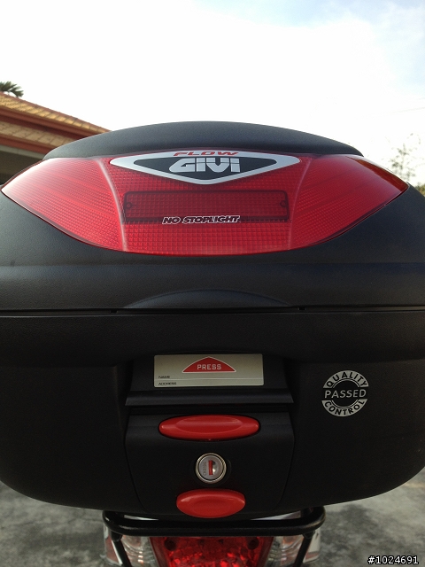 小小GP上GIVI E350後箱
