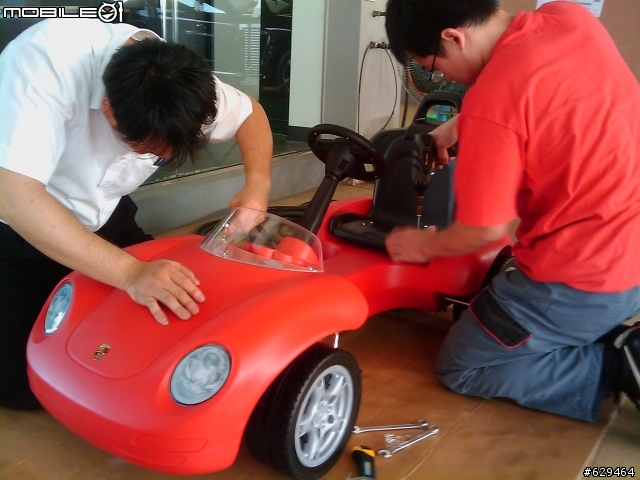 新車到港 紅色Carrera 911 開箱