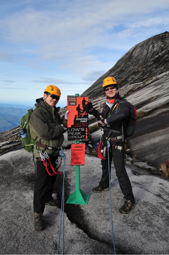 [神山-沙巴] 神山加碼極限攀岩Via Ferrata-Low's Peak Circuit 差點回不來了20120228
