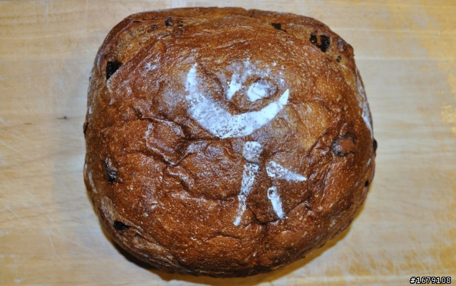 只有紙袋，沒箱可開--吳寶春酒釀桂圓麵包