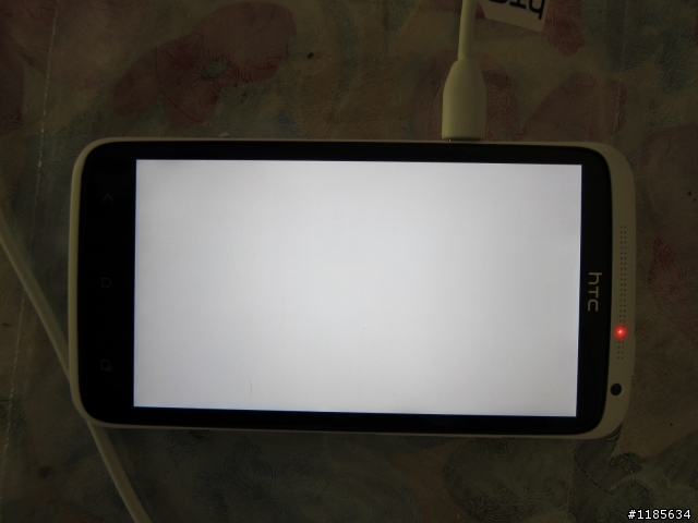 [澳洲] HTC One X 開箱 （疑似淺黃斑又出現）