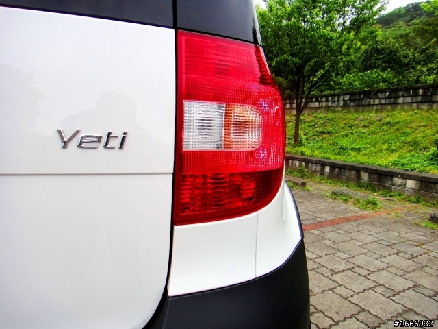skoda yeti 1.2 tsi 開心(箱)