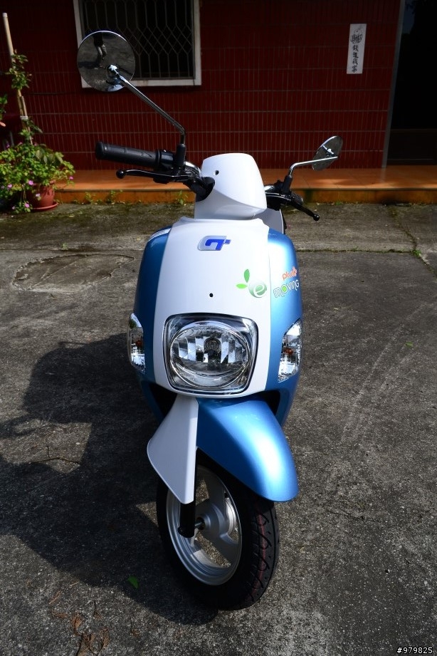 [開箱] 中華汽車 e-moving plus。