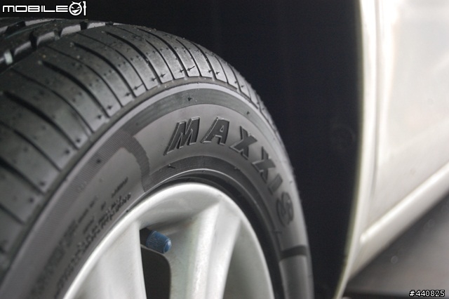 [阿咪分享] Yaris直上MAXXIS PRO R1 195/55 R15記錄