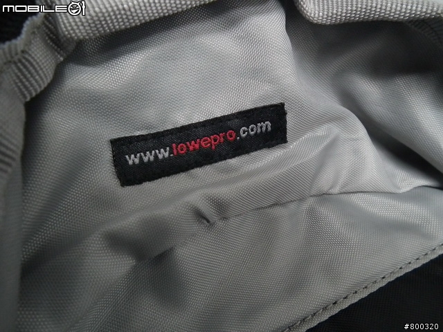 [開箱] 帶大腳架旅遊Lowepro CompuRover AW 羅普 電腦羅孚客 相機後背包