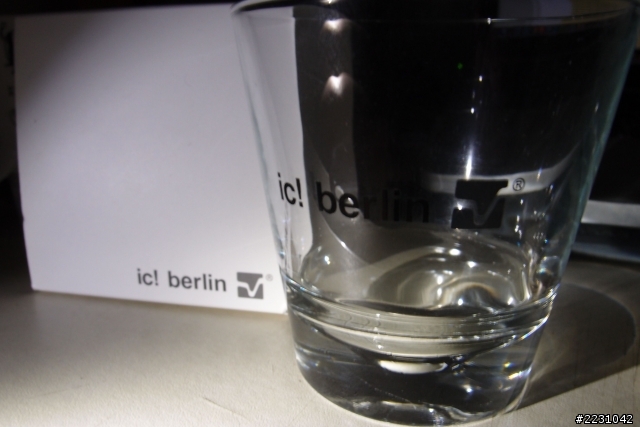 [開箱]  ic! berlin haytham 膠框