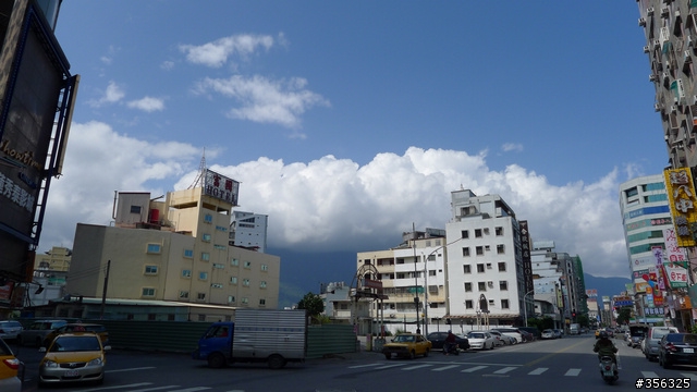 《白色的奇萊，湧動的雲瀑》0~3275M 的悸動，中橫東進。