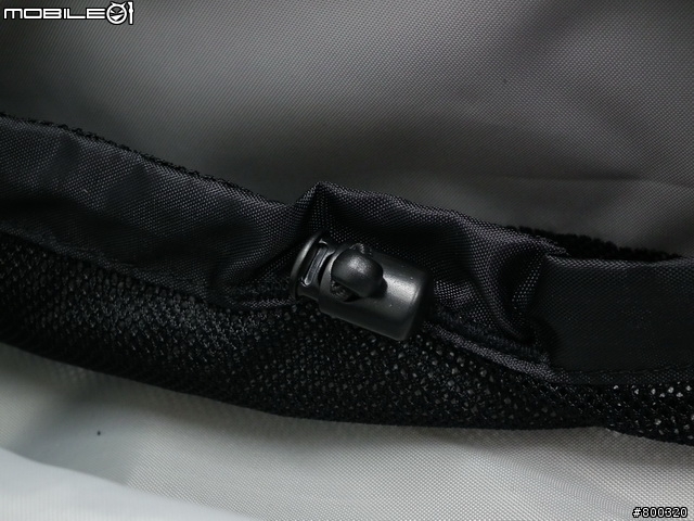 [開箱] 帶大腳架旅遊Lowepro CompuRover AW 羅普 電腦羅孚客 相機後背包