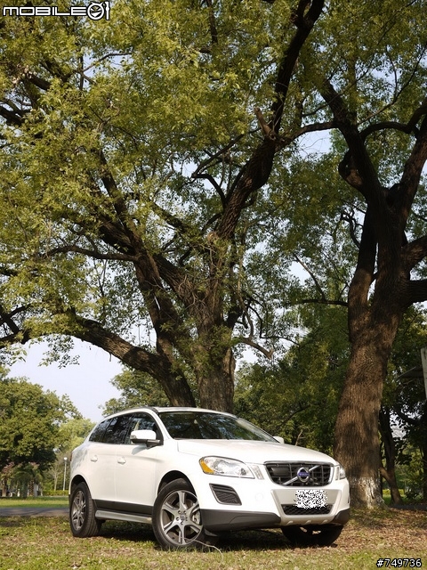  今年換的XC60 D5 正2012 旗艦版