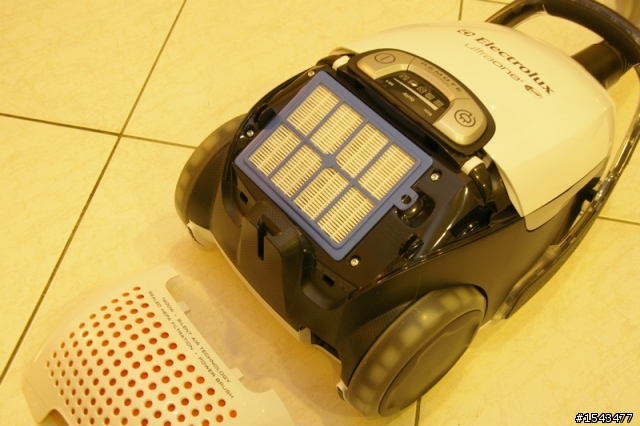 ELECTROLUX 8871 吸塵器 簡單開箱文