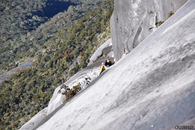[神山-沙巴] 神山加碼極限攀岩Via Ferrata-Low's Peak Circuit 差點回不來了20120228