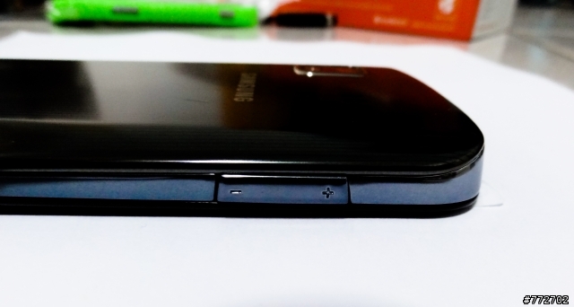 SAMSUNG FOCUS 開箱暨關箱文(WIndows phone 7.5 mango)