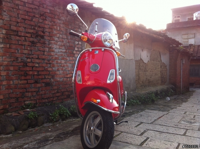 VESPA LX125 紅通通小遊北埔