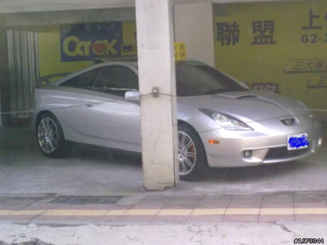 請問這台是什麼車?