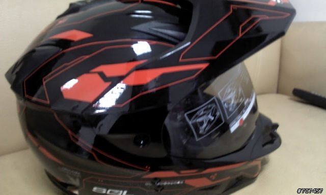 SOL SS-1 黑/紅 女王遲來的情人節禮物