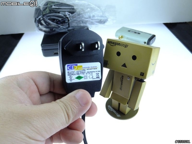 [開箱]龐博TF 28 居家監控無線蒐證錄影系統-它不是Game Boy，他是錄影機！