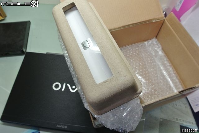 [新加坡版4G+Wifi 開箱] New iPad 新加坡版到手嚕......再來釣魚台是呆丸的啦！！