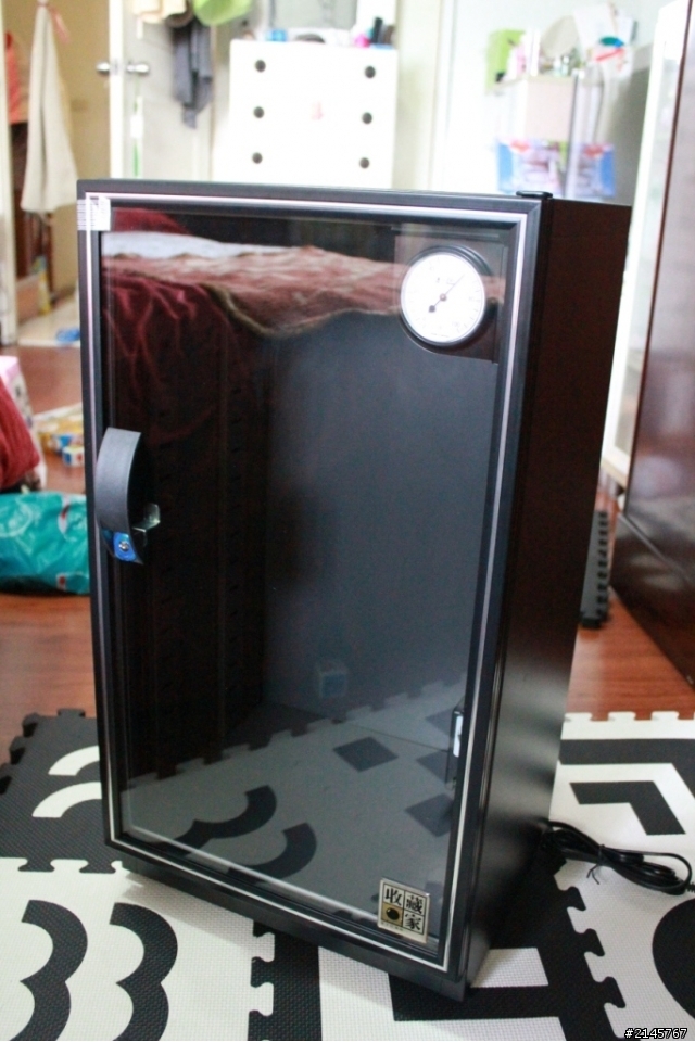 【開箱】收藏家CF-78防潮箱