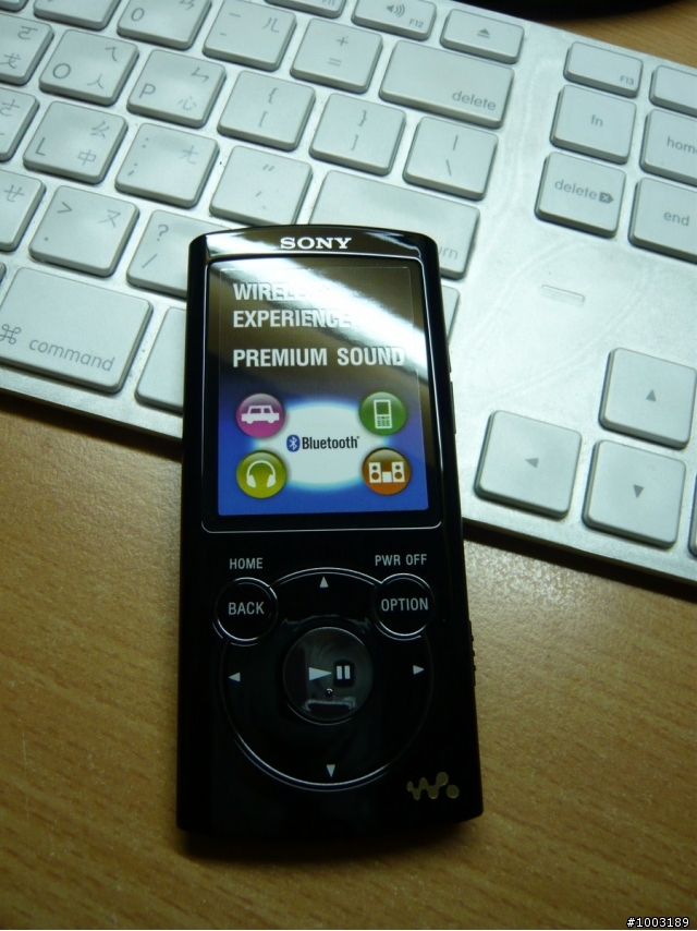 (開箱) SOUL sl300 & SONY S764 (開箱)