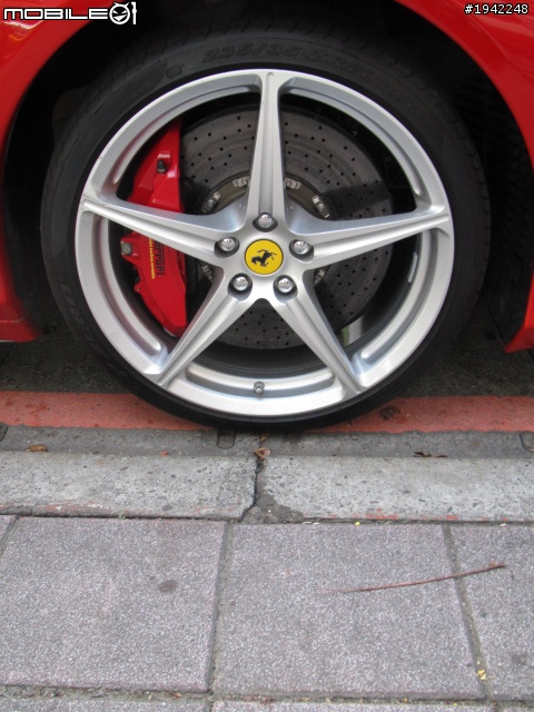 458 Italia與SLS AMG Coupe
