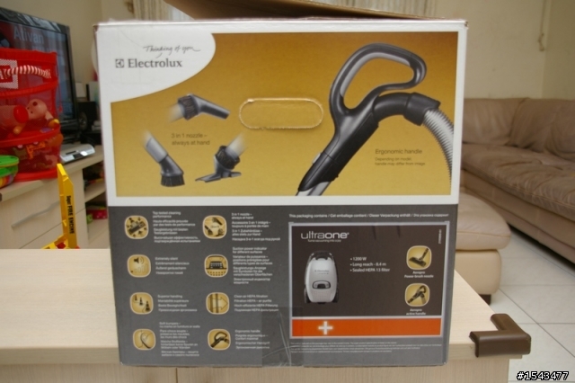 ELECTROLUX 8871 吸塵器 簡單開箱文