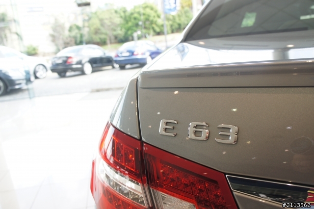 -01首發- The New Mercedes-Benz R172 SLK 55 AMG