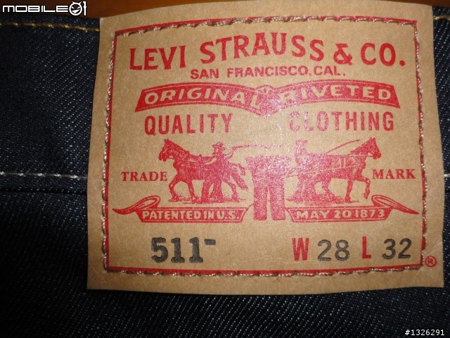 [開箱] 不專業的開箱文~美版LEVI S RED 511 SKINNY 重磅養褲小直筒牛仔褲