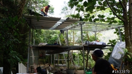  DIY簡單蓋鋼構木屋