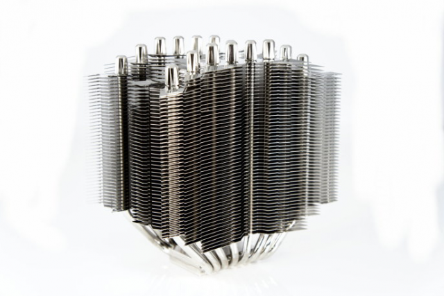 [music]Thermalright Silver Arrow SB-E V.S Phanteks PH-TC14PE