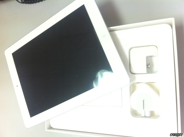 New iPad with Smart Cover plus 透明背蓋
