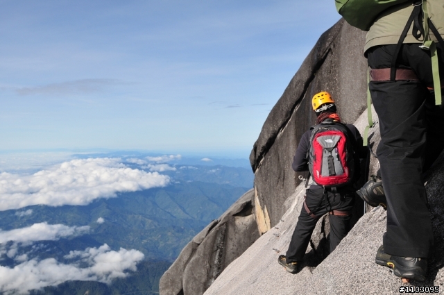 [神山-沙巴] 神山加碼極限攀岩Via Ferrata-Low's Peak Circuit 差點回不來了20120228