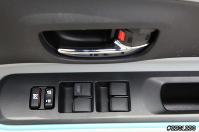 [不專業開箱圖] Prius C