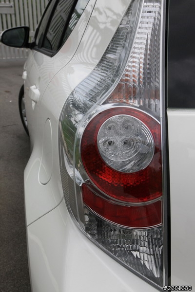 [不專業開箱圖] Prius C