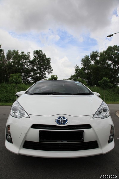 [不專業開箱圖] Prius C