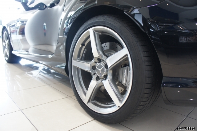-01首發- The New Mercedes-Benz R172 SLK 55 AMG