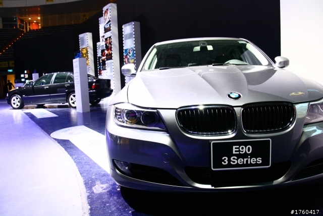[ 3/17 更新 圖多 ]小巨蛋 BMW 新三發表會 你想要什麼相片 之 照片上傳