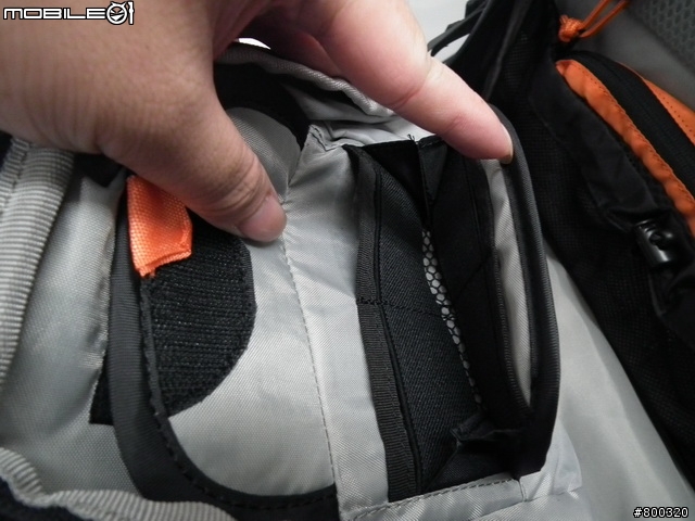 [開箱] 帶大腳架旅遊Lowepro CompuRover AW 羅普 電腦羅孚客 相機後背包