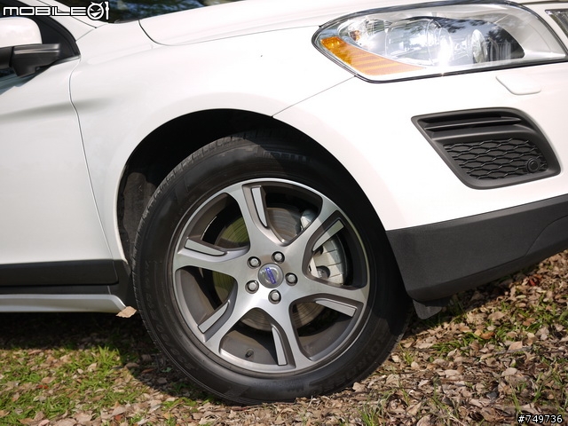  今年換的XC60 D5 正2012 旗艦版
