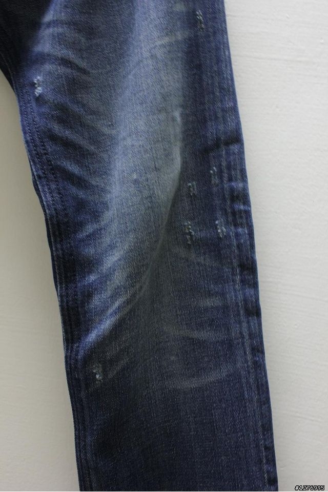 [簡單開箱]首次跌入油坑 DIESEL THAVAR 885S