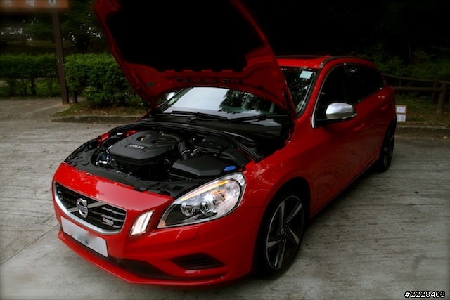 Volvo V60 T5 R-Design 不專業開箱