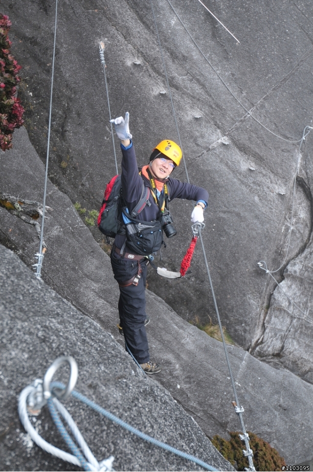 [神山-沙巴] 神山加碼極限攀岩Via Ferrata-Low's Peak Circuit 差點回不來了20120228