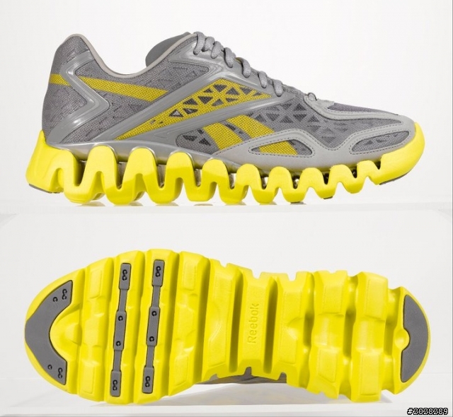 工作壓力大嗎？ 慢跑吧!!  Reebok Zigtech開箱分享